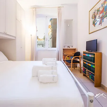 Center |2br| A/c |wi Fi By Tilo Appartement Gênes