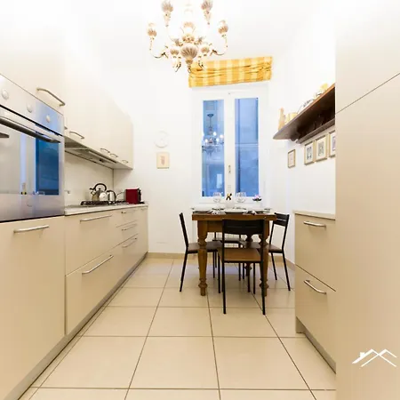 Center |2br| A/c |wi Fi By Tilo * Janov