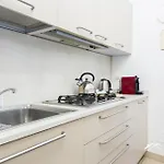 Center |2br| A/c |wi Fi By Tilo Apartment *