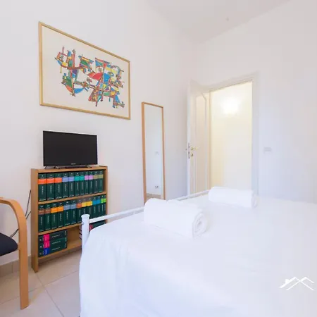 Center |2br| A/c |wi Fi By Tilo * 제노바
