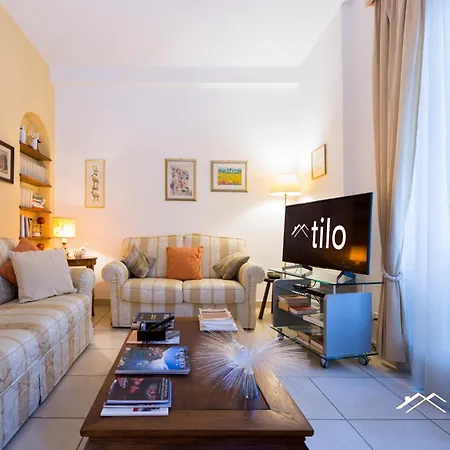 Center |2br| A/c |wi Fi By Tilo
