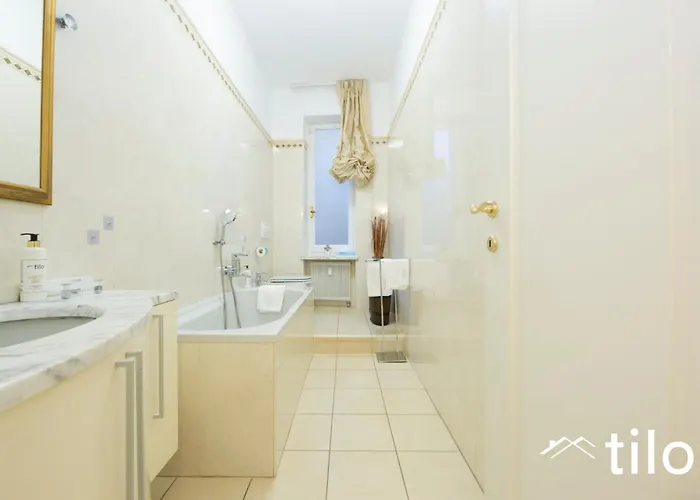 Center |2br| A/c |wi Fi By Tilo *